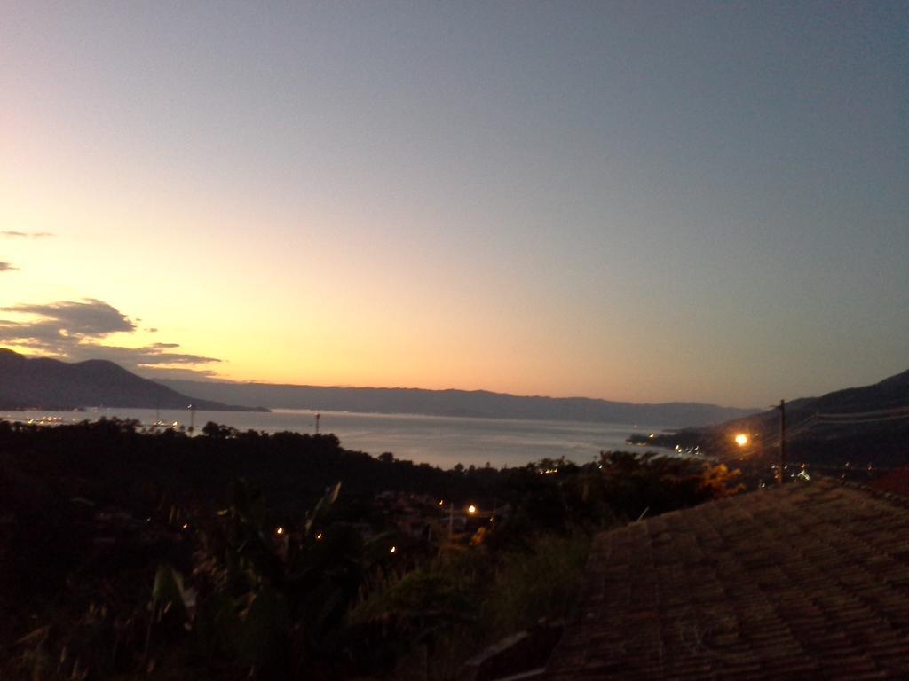 Suites Canto Dos Passaros Ilhabela Esterno foto